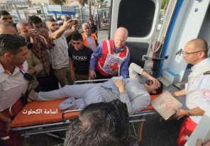 أحدهم مبتور القدم.. الاحتلال يفرج عن 10 أسرى من قطاع غزة